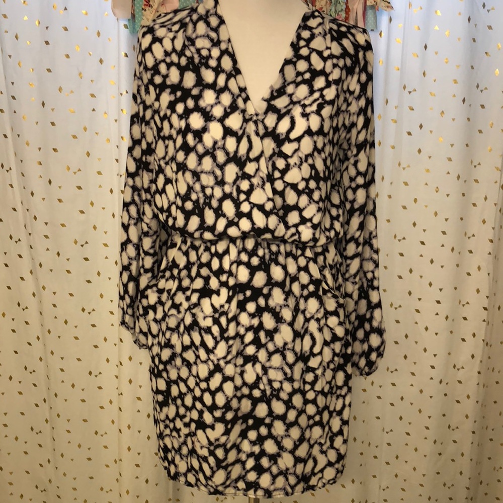 41Hawthorn mock wrap dress with pockets